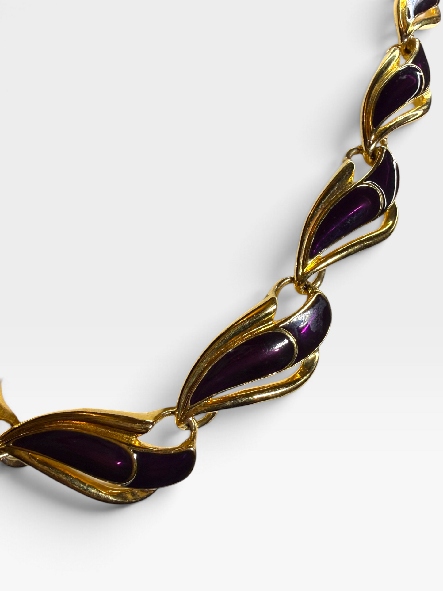 Vintage 1990s Trifari Purple Enamel Necklace Unworn With Tag Gold Tone Modernist Statement Collar NOS