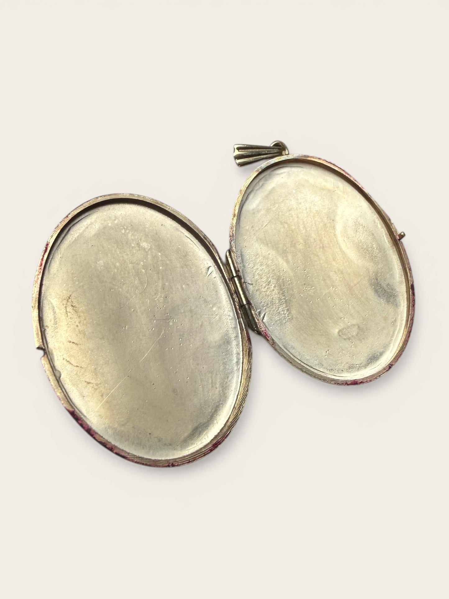 Large Vintage Rolled Gold Locket | Engraved Botanical Design | Statement Oval Keepsake Pendant