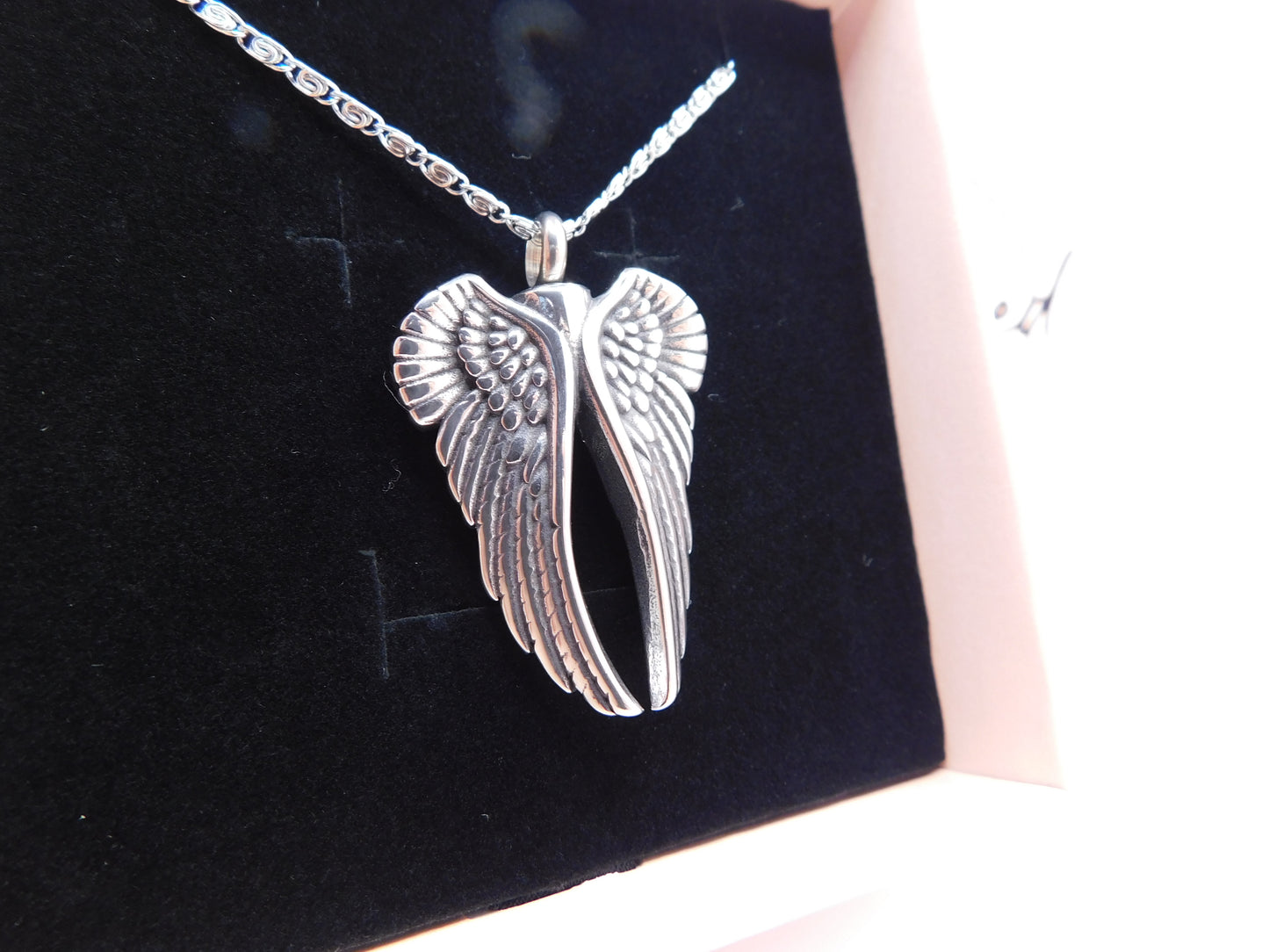 Angel wings urn pendant