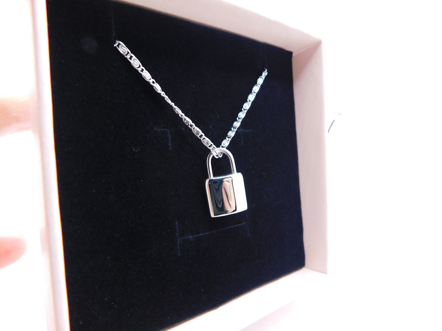 Padlock urn pendant