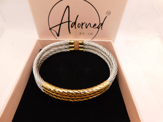 Two tone triple cable bangle