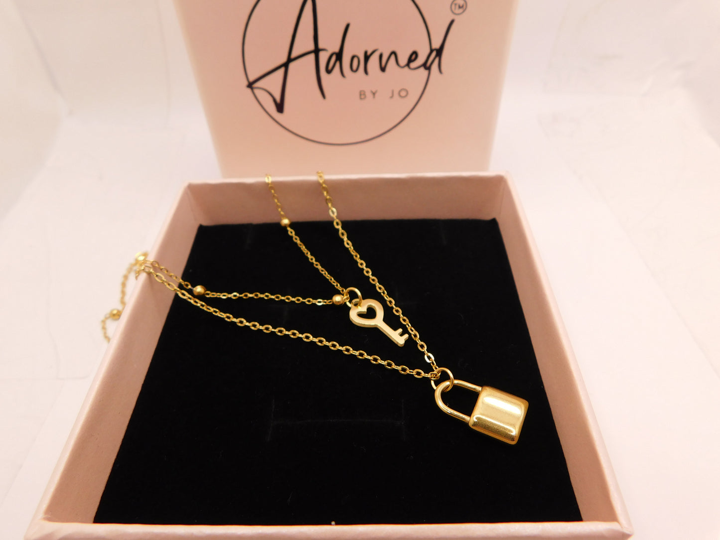 Padlock and key layered pendant necklace