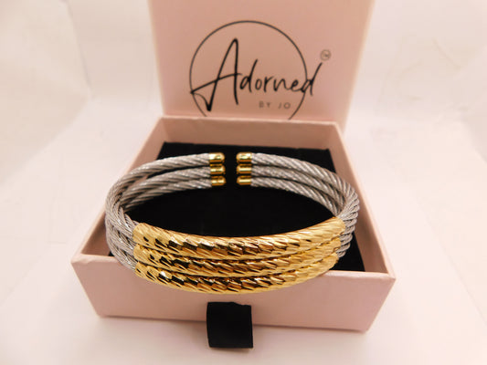 Two tone triple cable bangle