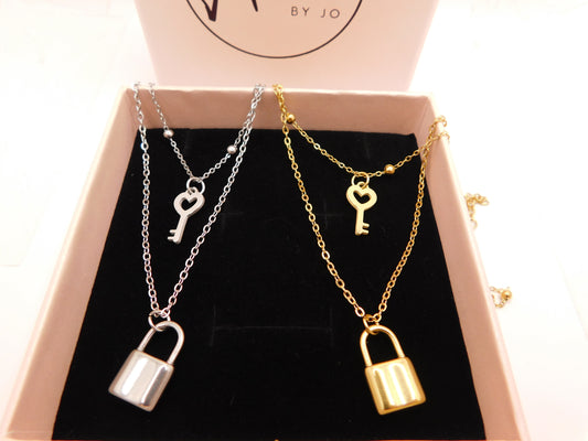 Padlock and key layered pendant necklace